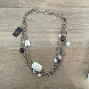 NWT shell and agate silver link necklace